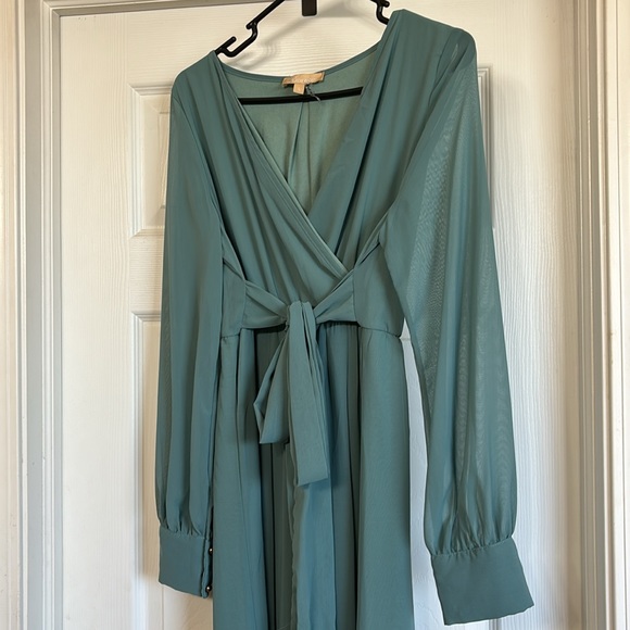 Long, blue, sheer material blue dress - Picture 3 of 3